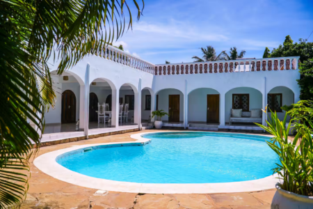 La Brise Marine 3 Bedroom Villa Diani